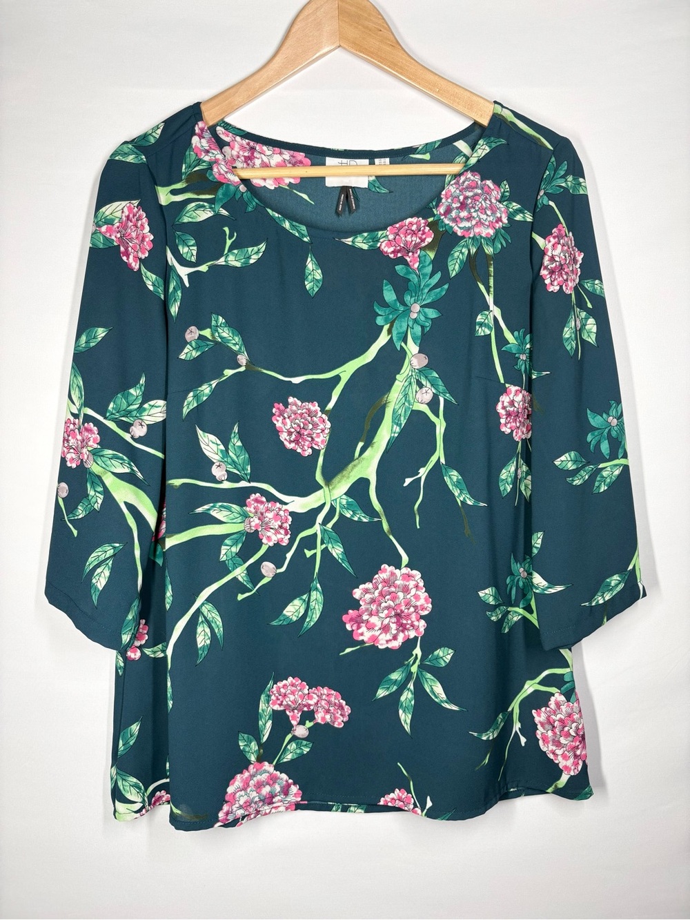 Anthropologie HD IN PARIS Deep Teal & Pink Floral Blouse. 3/4 Sleeves. Size 8